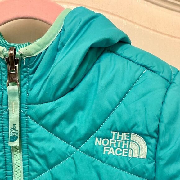 The North Face Girls’ Reversible Full-Zip Hooded Puffer Insulated Jacket Size 5 - Picture 5 of 8